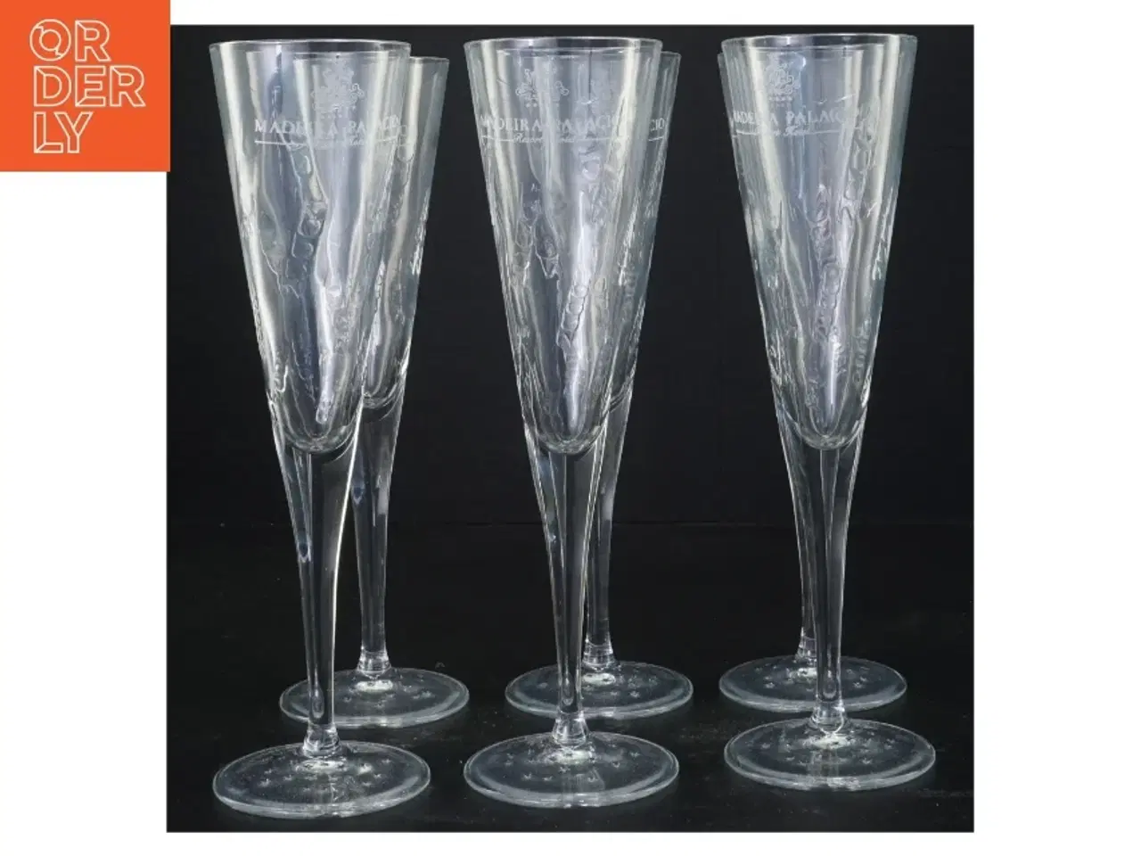 Billede 1 - Krystalglas fra Bormioli Rocco (str. 23 x 7 cm)