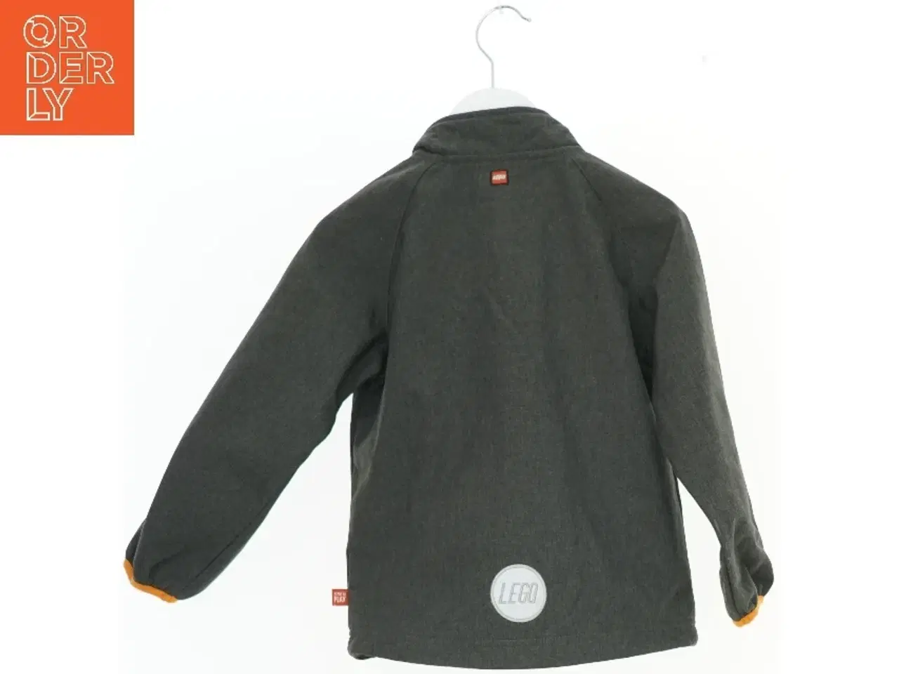 Billede 2 - Softshell jakke til børn fra Lego (str. 98)