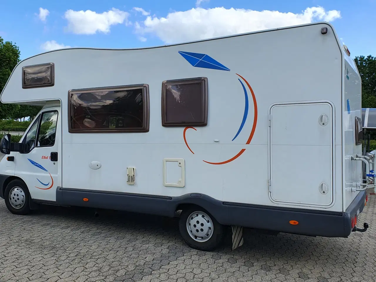 Billede 1 - Autocamper med plads til hele familien