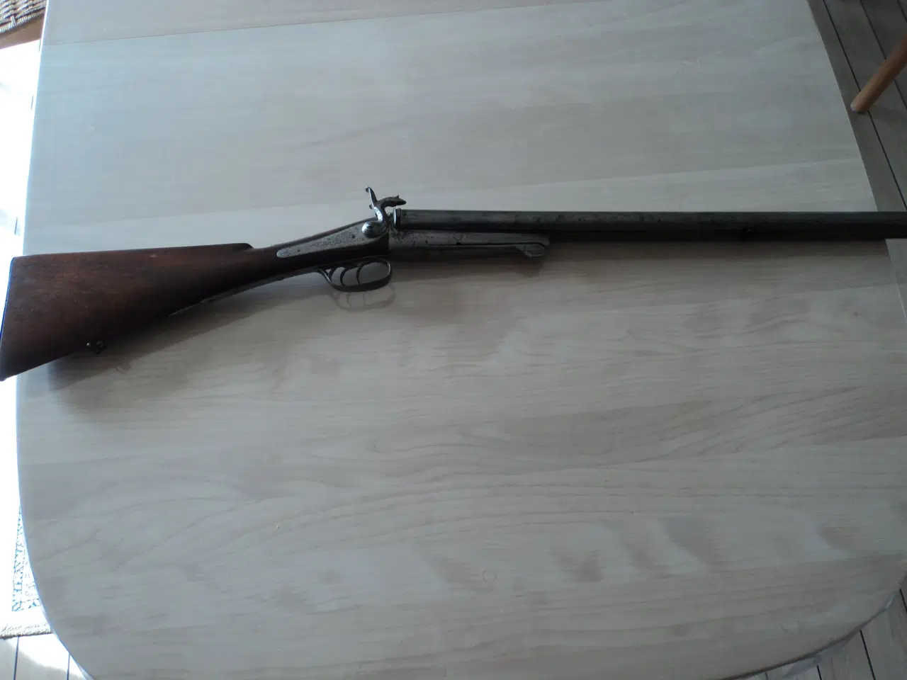 Billede 1 - Gammel jagtgevær pin fire.