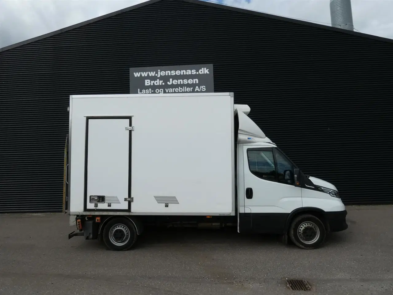 Billede 1 - Iveco Daily 35S18 3000mm 3,0 D 180HK Ladv./Chas. 8g Aut.