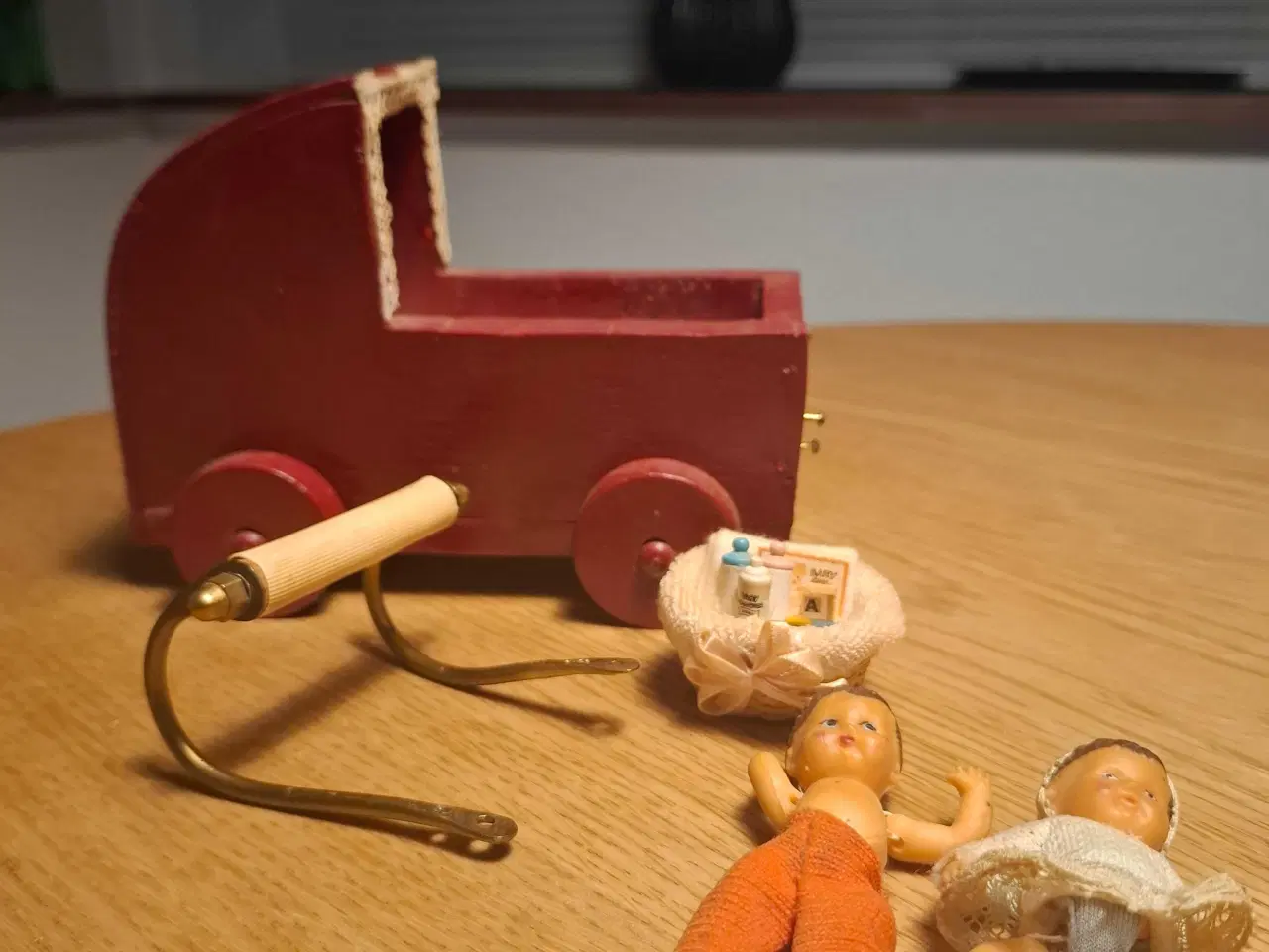 Billede 6 - Retro dukkehus møbler