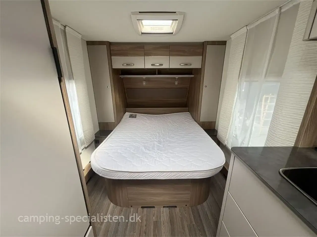 Billede 10 - 2018 - Bürstner Premio 490 TS   Bürstner Premio 490 TS 2018 - Se den nu hos Camping-Specialisten.dk