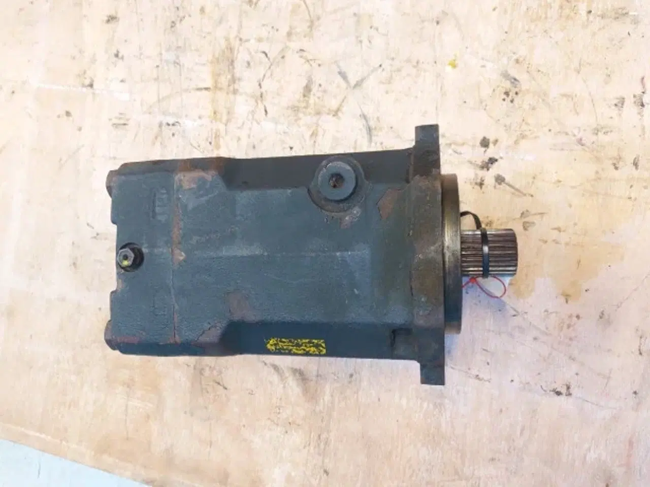 Billede 2 - Massey Ferguson 7276 Oliepumpe H2X294M00719