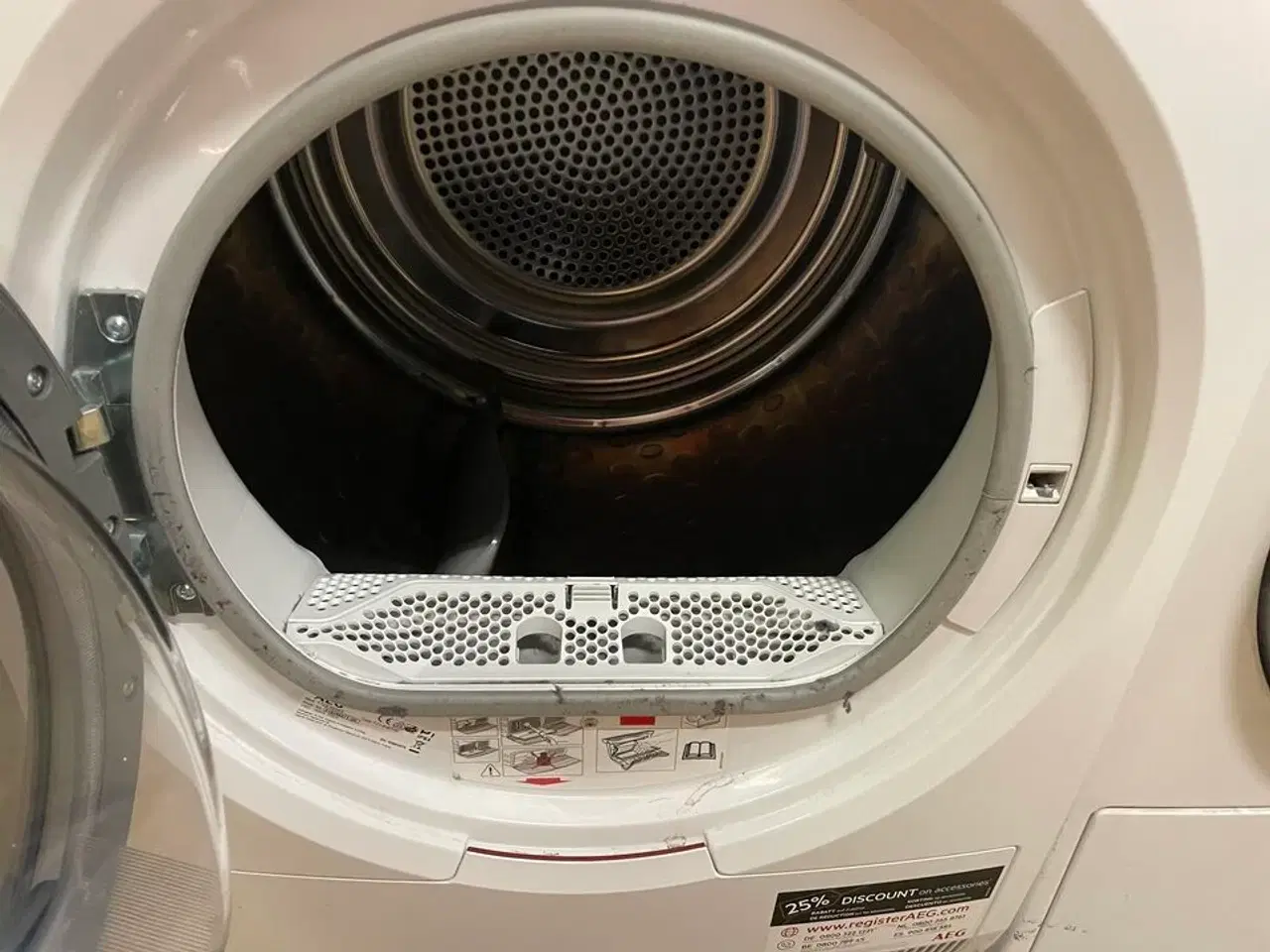 Billede 4 - Tørretumbler, brugt. AEG. 7000 series