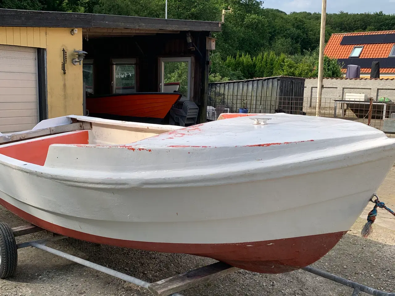 Billede 2 - Solid jolle med Motor