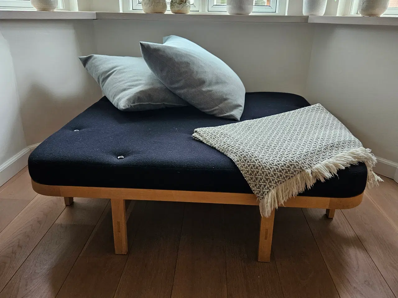 Billede 1 - Kvadratisk, klassisk daybed