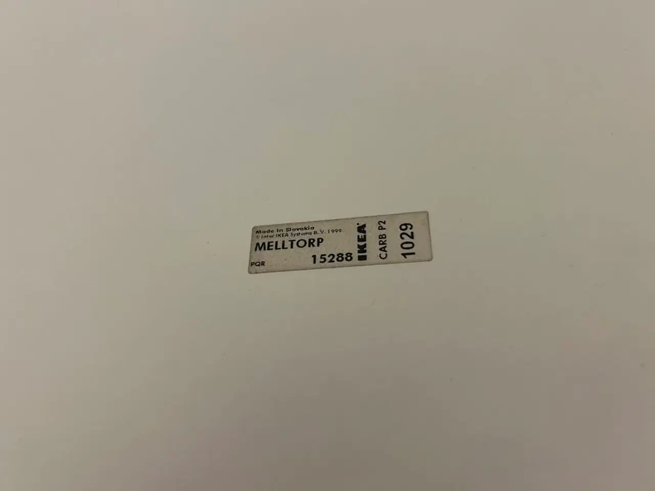 Billede 2 - Spisebord IKEA inkl. tæppe