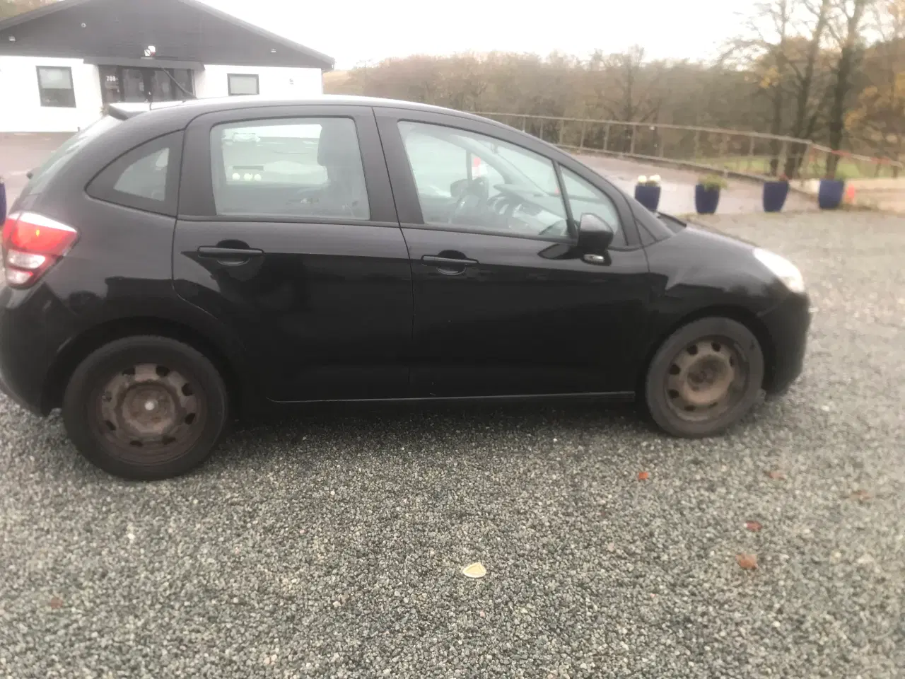 Billede 8 - Citroen c3 fra 2015 1,6 4-dørs M. Bagklap Halvårli