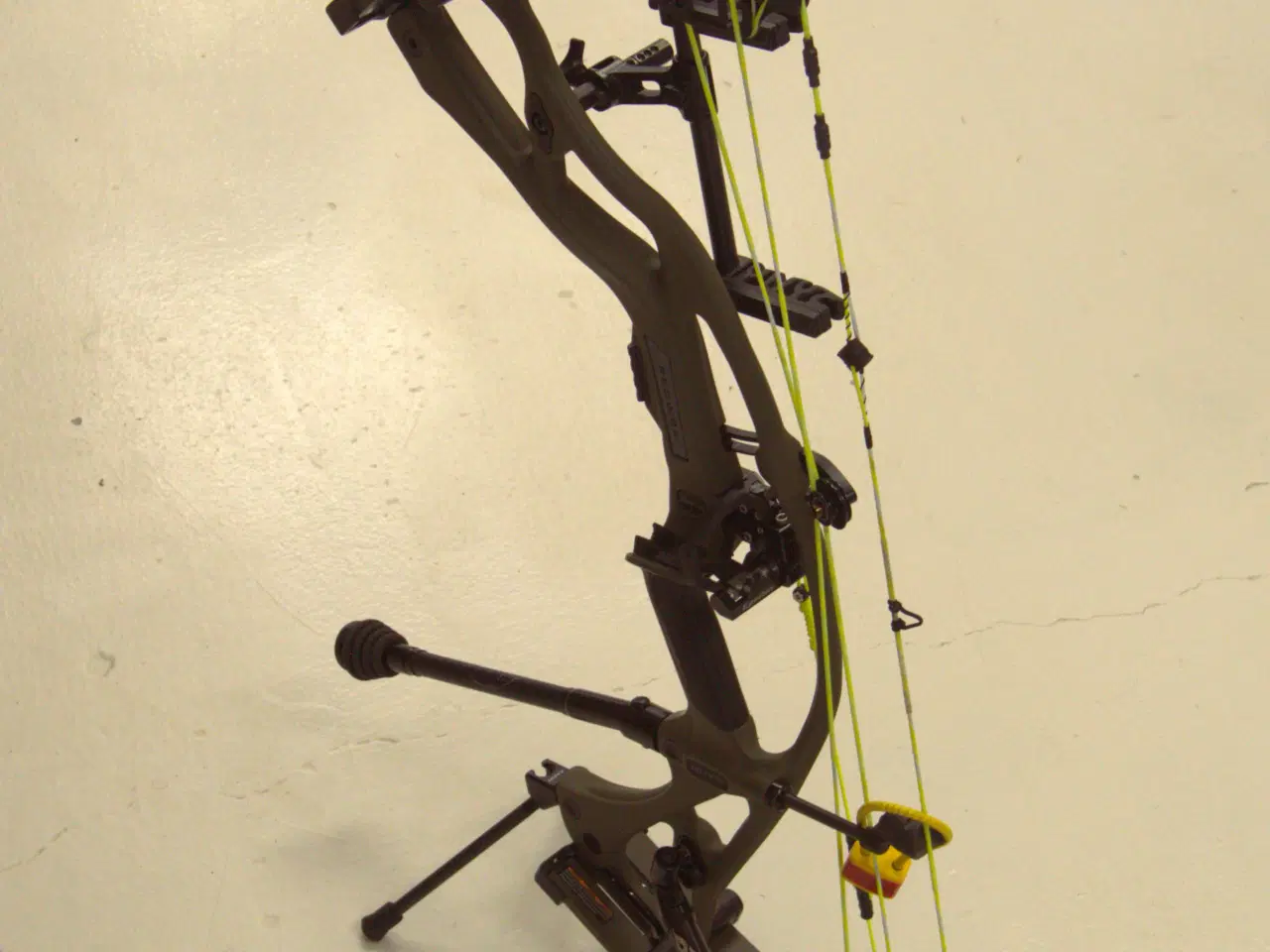 Billede 3 - Brugt Hoyt RX8 Compoundbue RH 65# 28,25-30¨