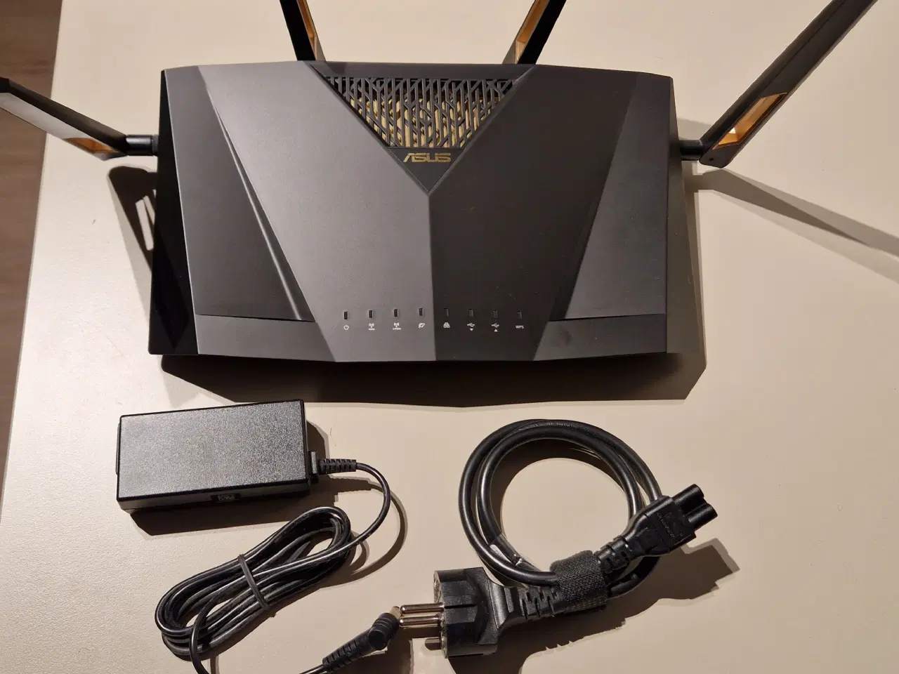 Billede 1 - Asus RT-AX88U Dual Band WiFi 6 router