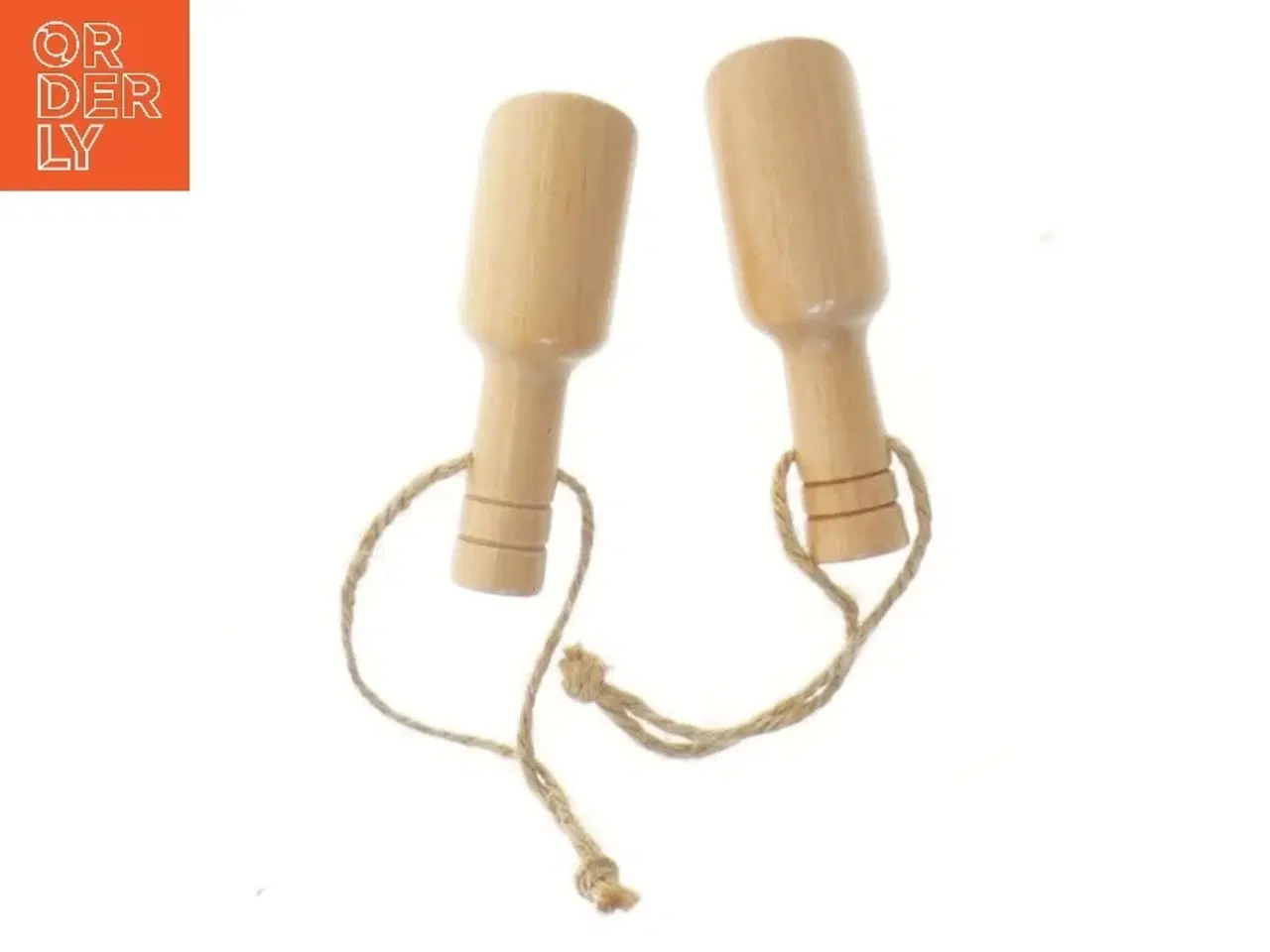 Billede 3 - Træskeer med snor (str. 8 cm)