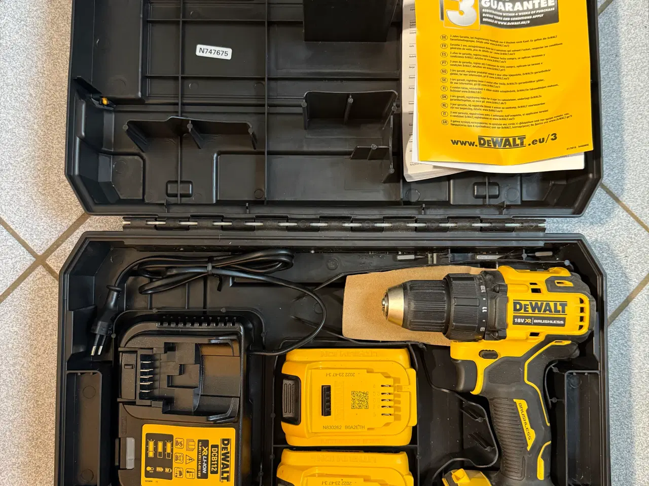 Billede 1 - Ny Dewalt Bore-skruetrækker 18V, DCD708D2T