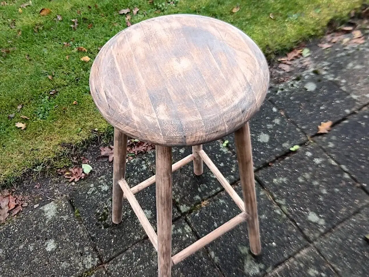 Billede 4 - Barstol, skammel, taburet, barnet har mange navne