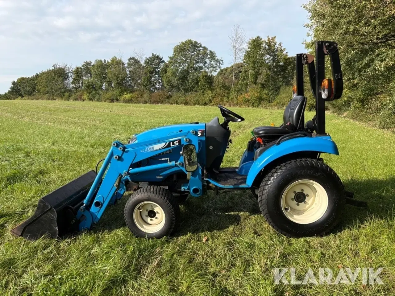 Billede 8 - Traktor LS J27HST med frontlæsser