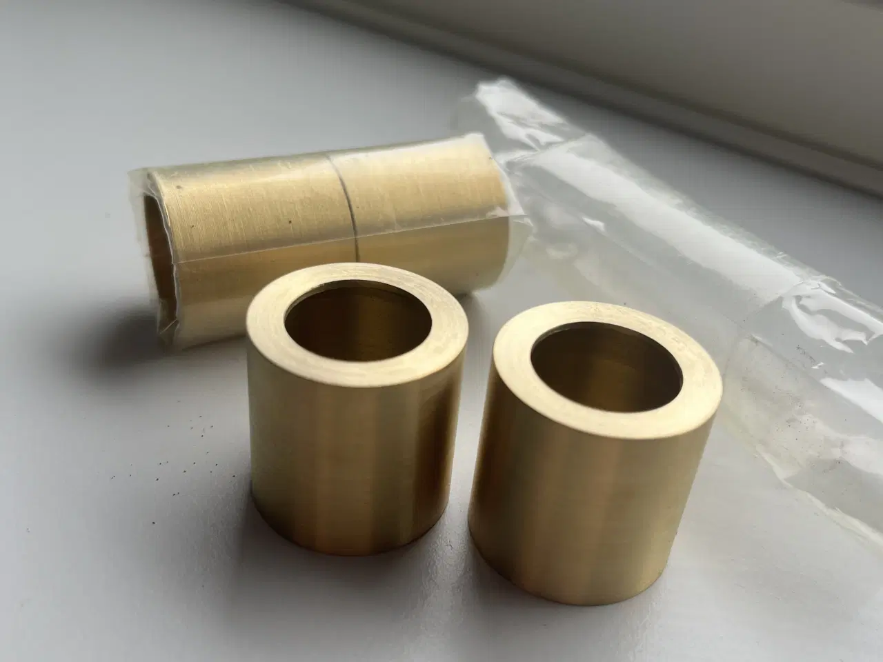 Billede 1 - Pushrod spring collars, messing