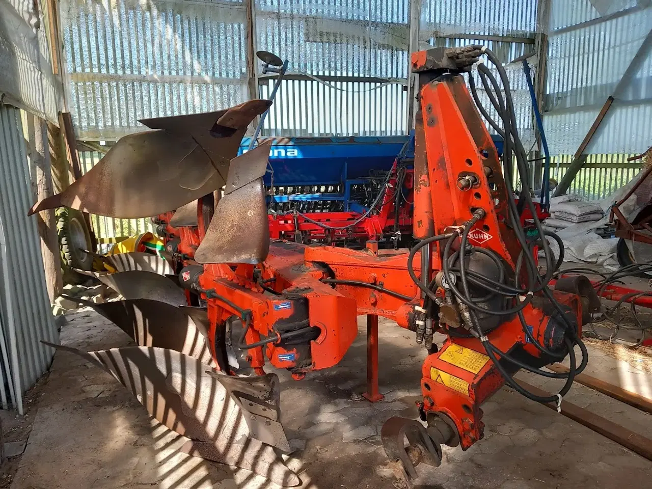Billede 9 - Kuhn vario 120. 4 furet vendeplov