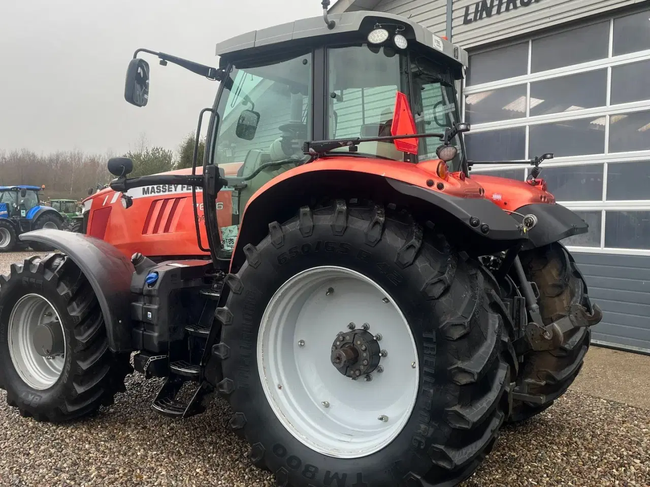 Billede 3 - Massey Ferguson 7626 Dyna 6 Med frontlift og Special Metallic lak