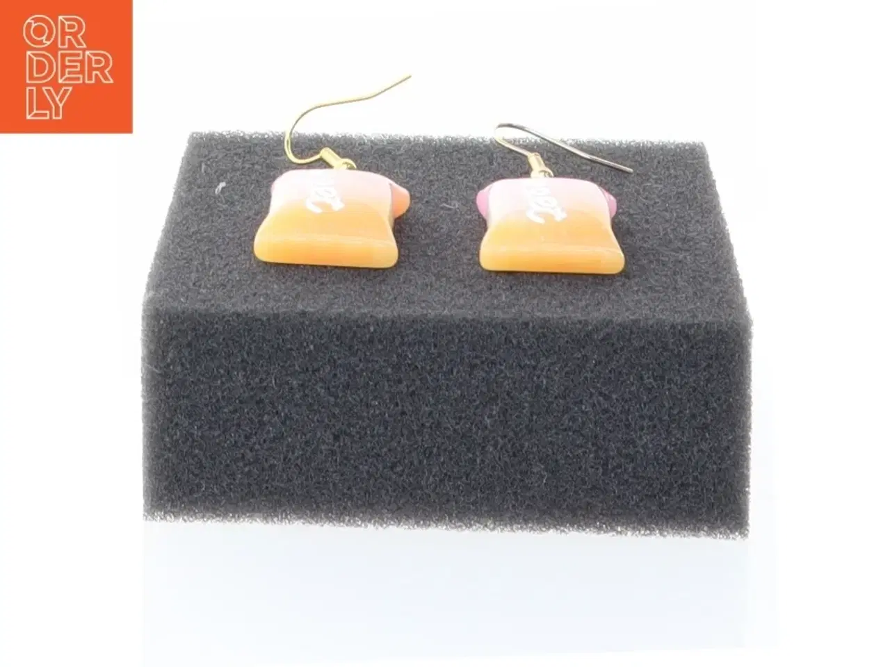 Billede 3 - Øreringe med slikdesign (str. 1,5 x 2 cm)