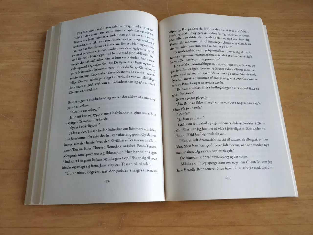 Billede 3 - Næste stop Rosengädda, Emma Hamberg