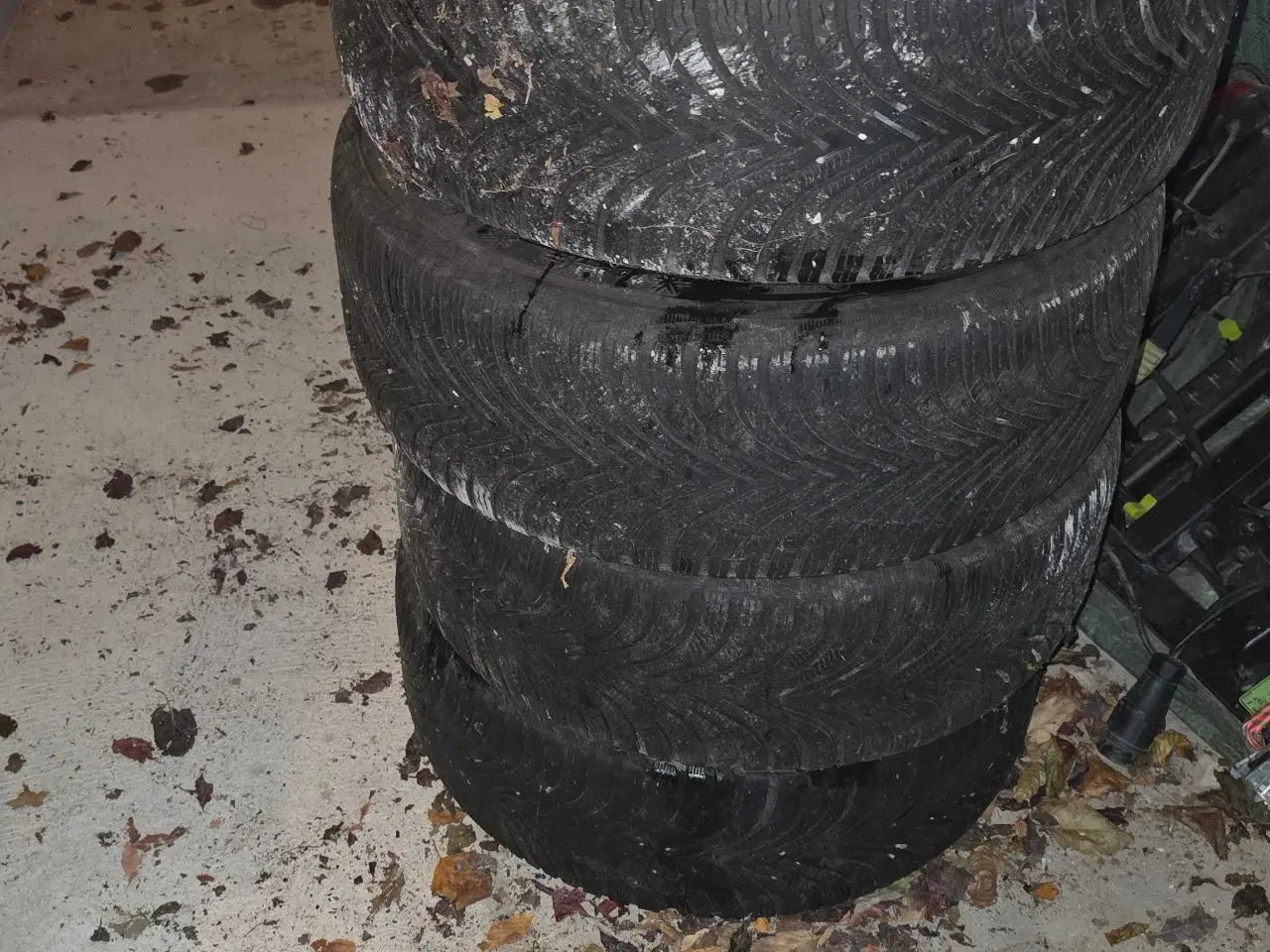 Billede 1 - Alufælge 17" m 215/55R17