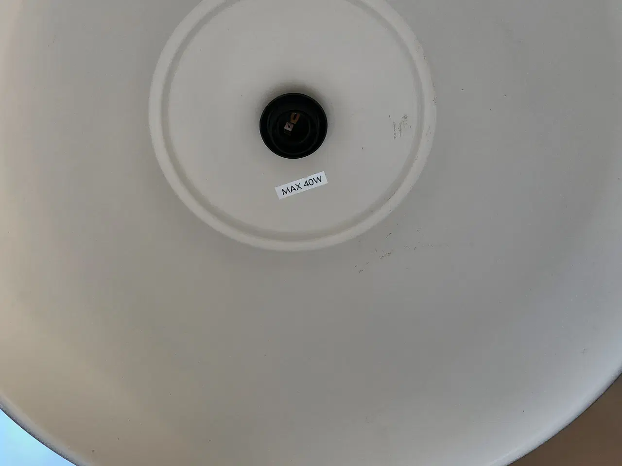 Billede 3 - Stor velholdt Grå lampe i metal