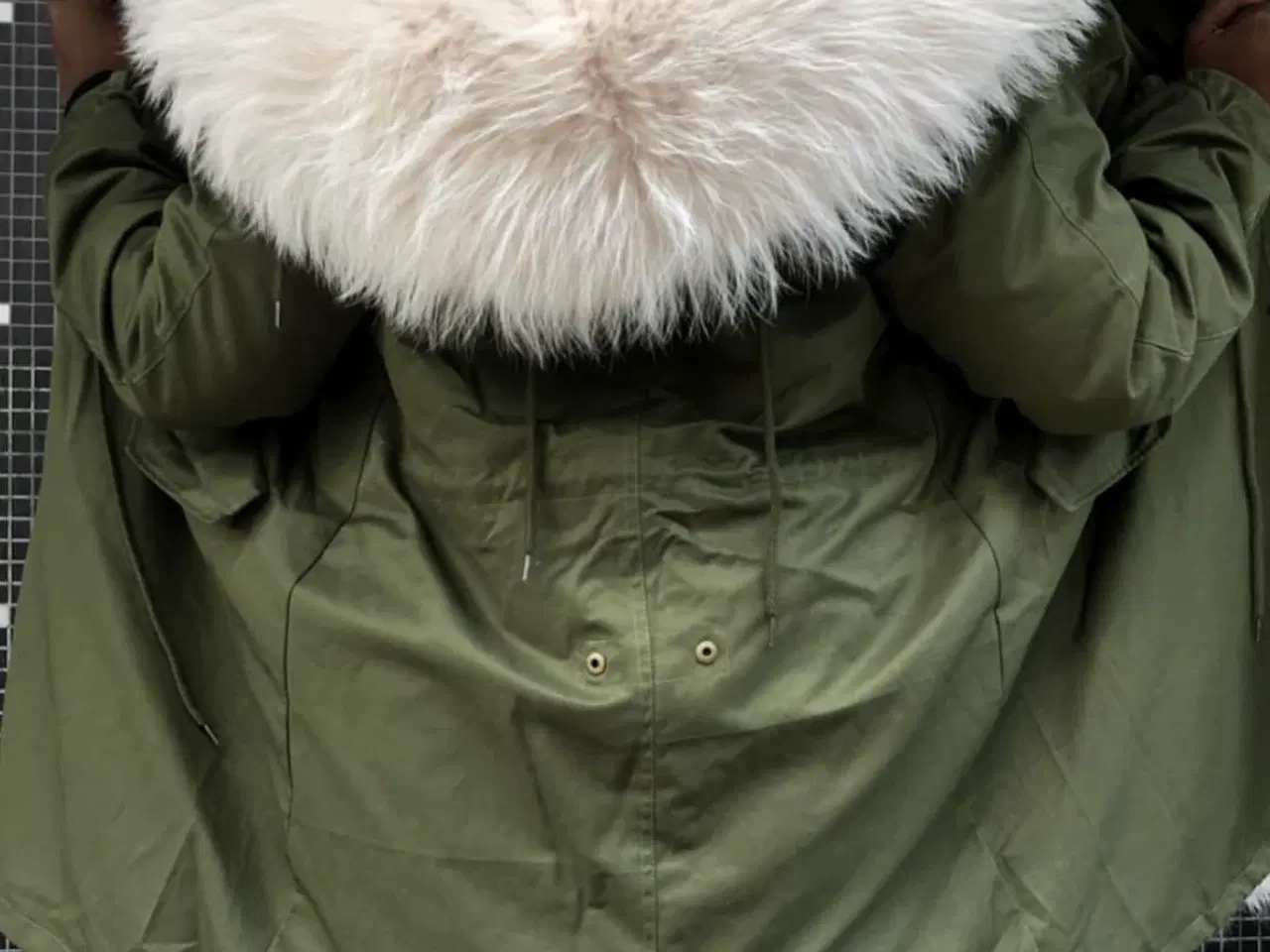 Billede 1 - Flot parka, nypris 6000