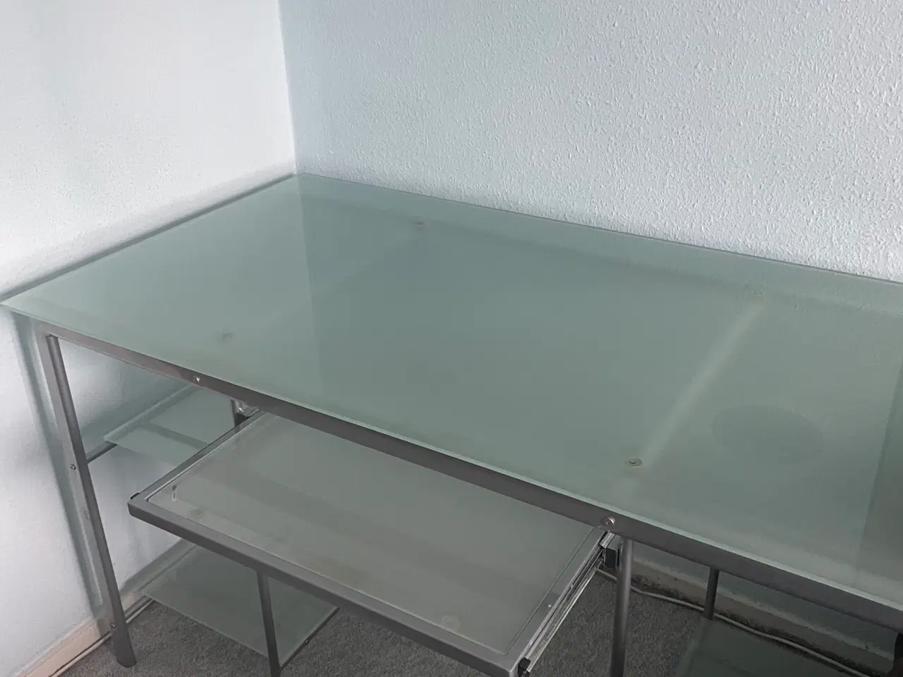 Billede 2 - Skrivebord/ Glas