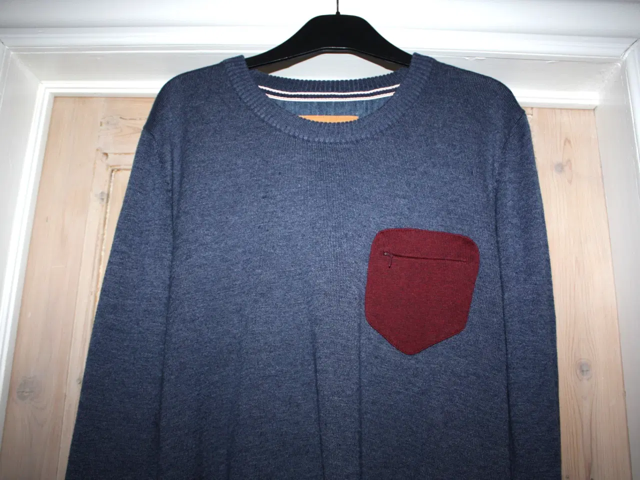 Billede 2 - Sweater med rund hals Minimum str. L