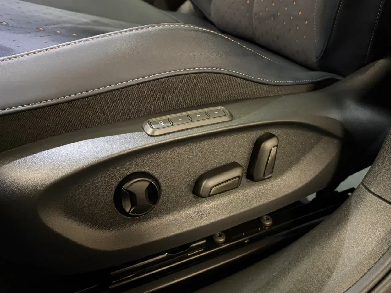 Billede 8 - Cupra Tavascan 77 Adrenaline