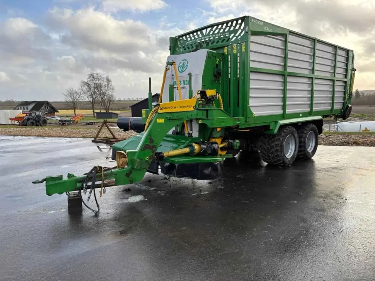 Billede 4 - Grass Tech Pro-cut GT140 årgang 2020 - friskgræs 