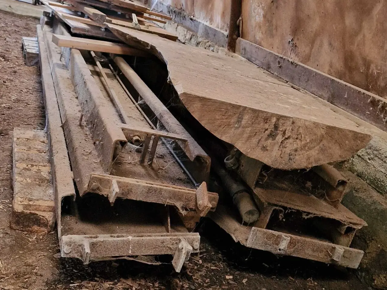 Billede 1 - 2 firesøjlede stenhøj lifte 