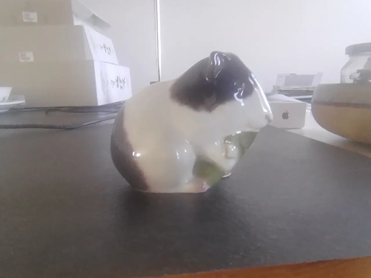 Billede 1 - Bing & Grøndahl figur. Marsvin. Nummer  2499.