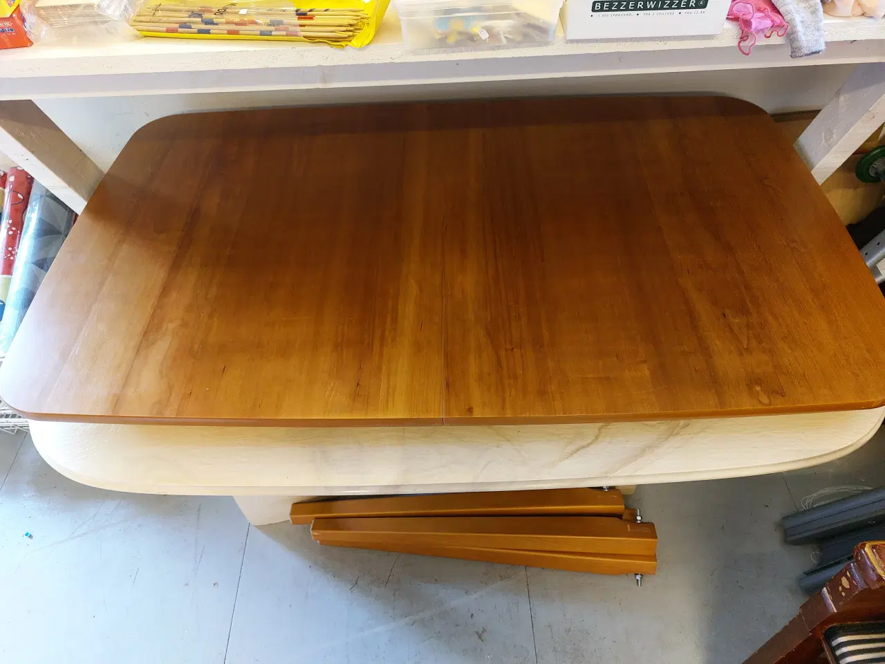 Billede 1 - Flot spisebord