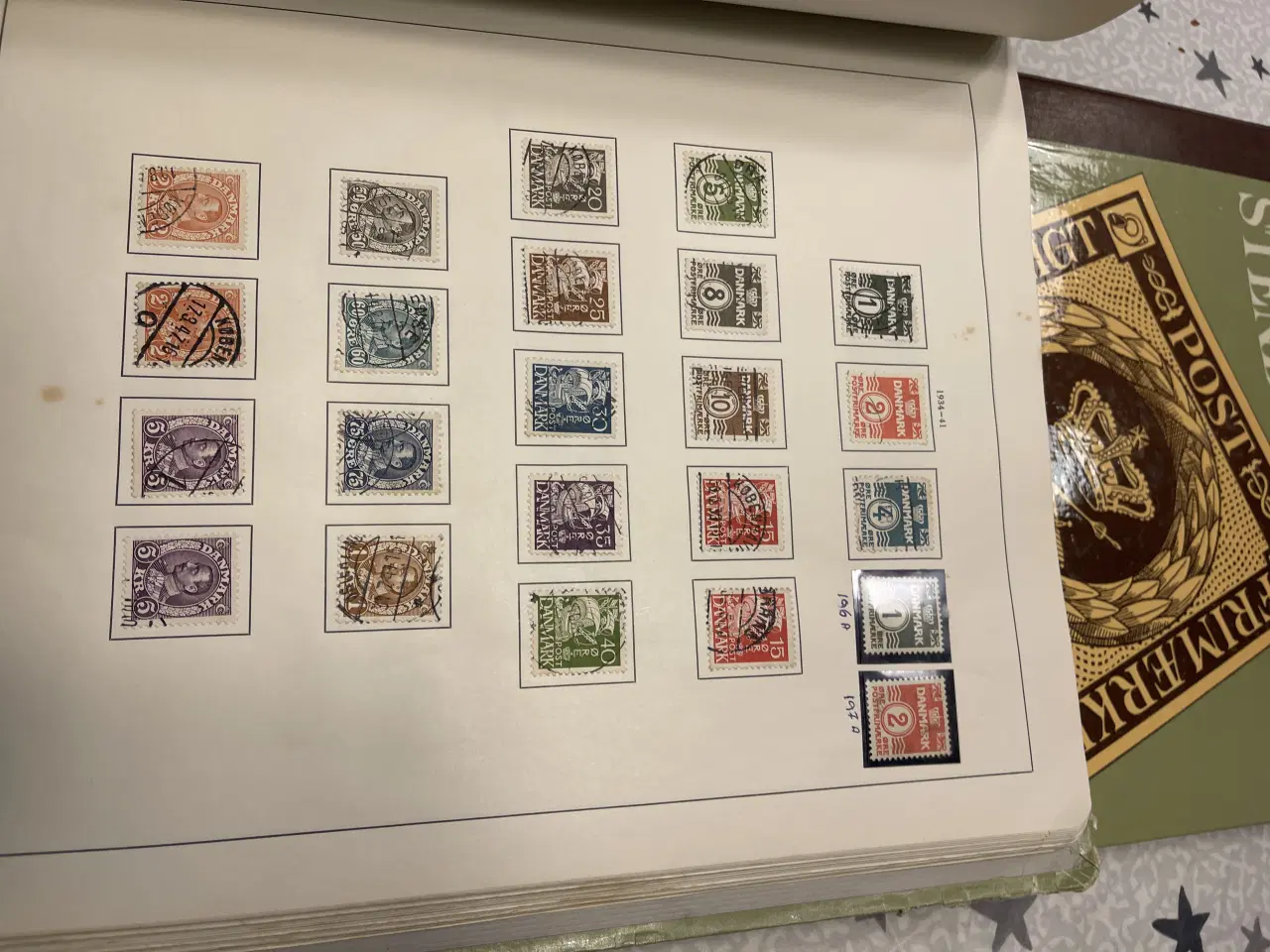 Billede 3 - 2 stk Stender Album DK , med mærker