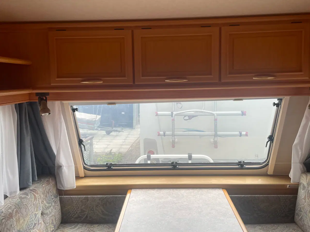 Billede 9 - LMC 520 Luxus Campingvogn årg. 1996