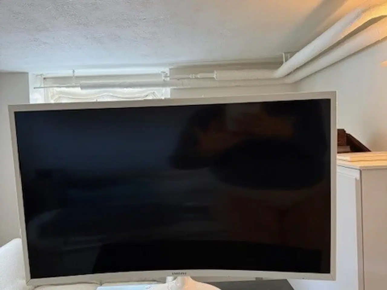 Billede 1 - Samsung C32F391 32" Curved Monitor