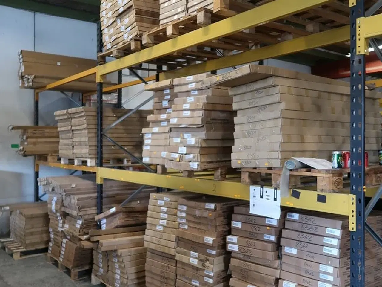 Billede 1 - Stort parti CAMBRO hylder og stiger