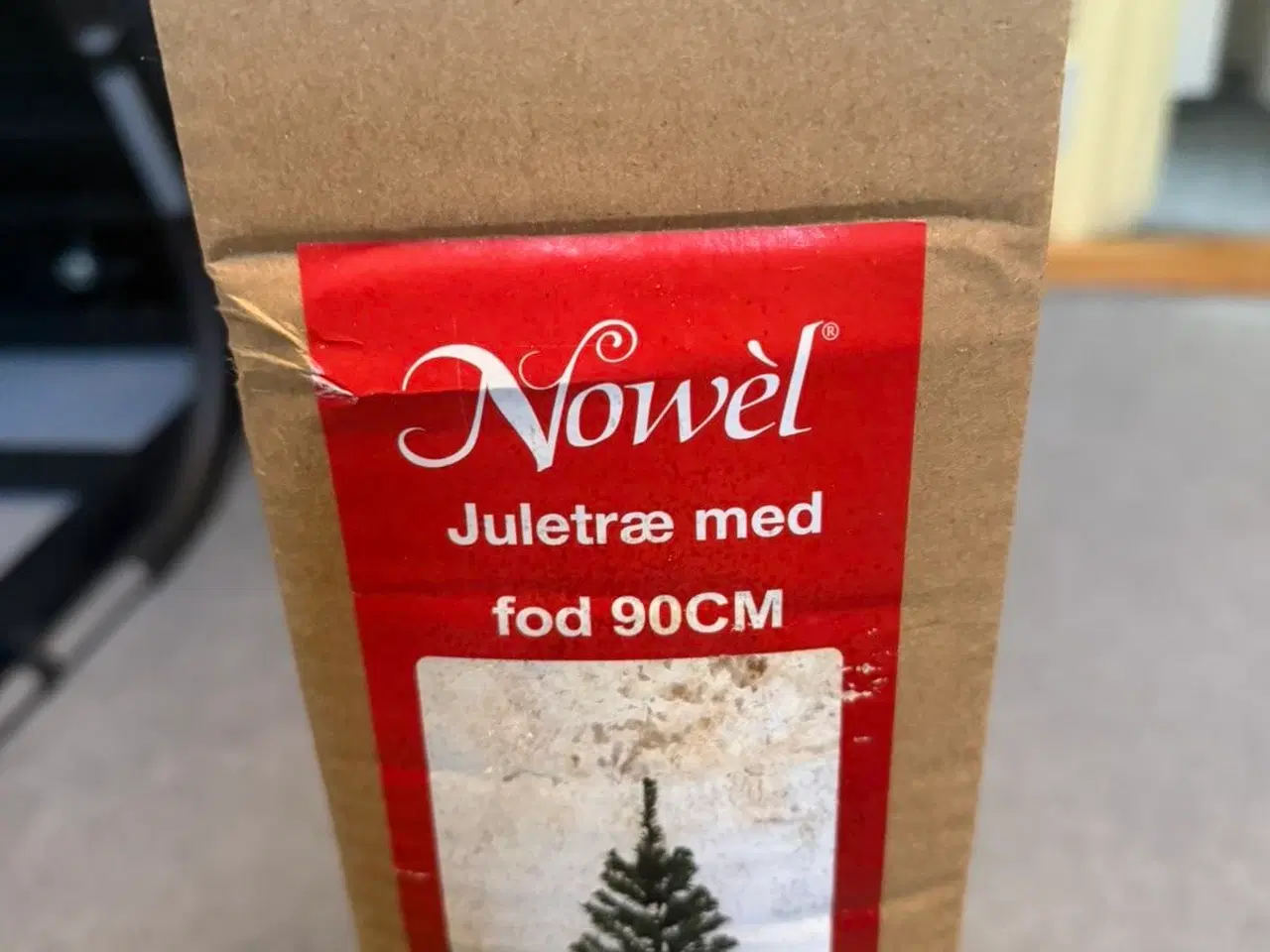 Billede 1 - Juletræ i plast