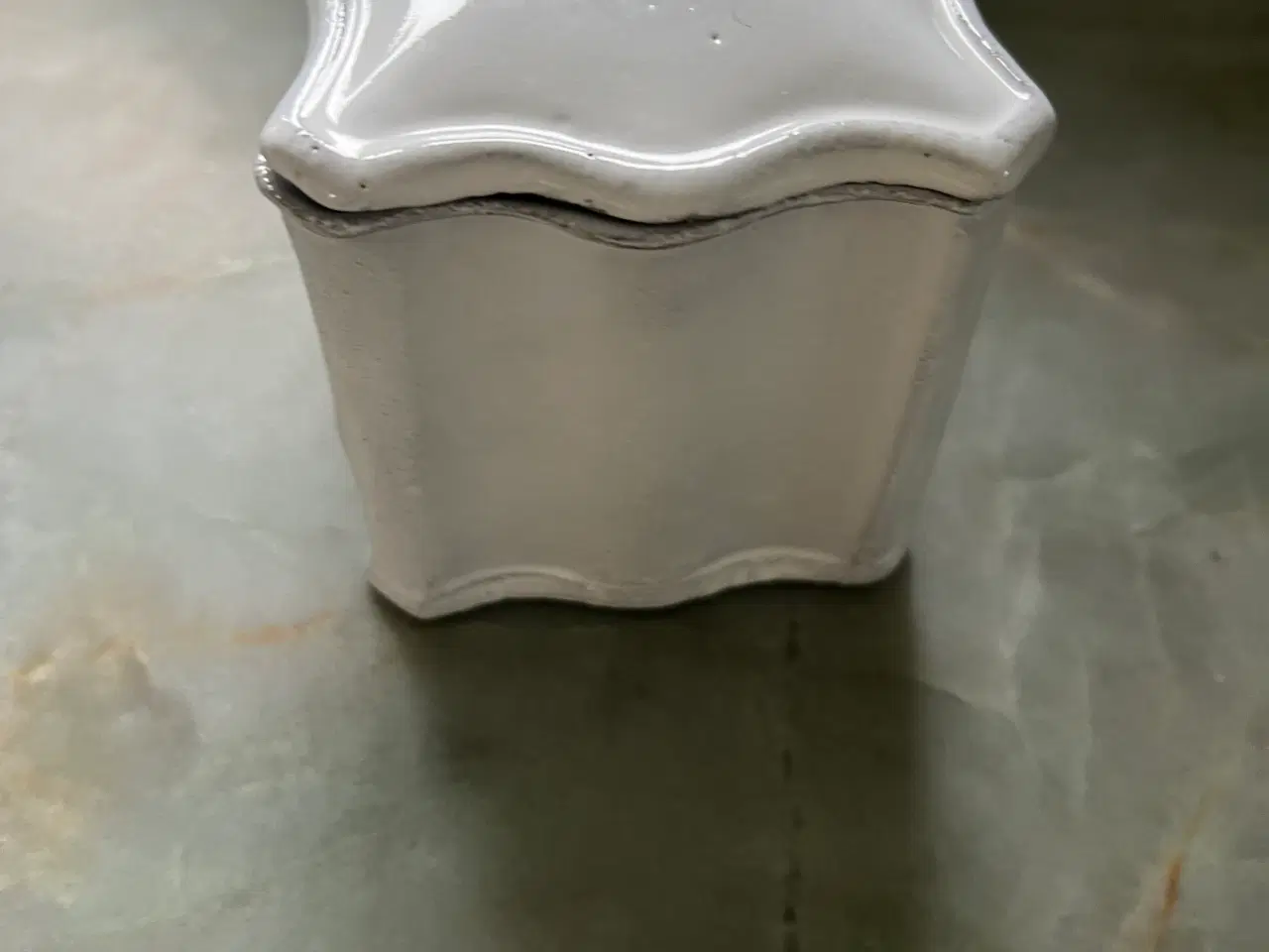 Billede 5 - Astier de Villatte æske med låg