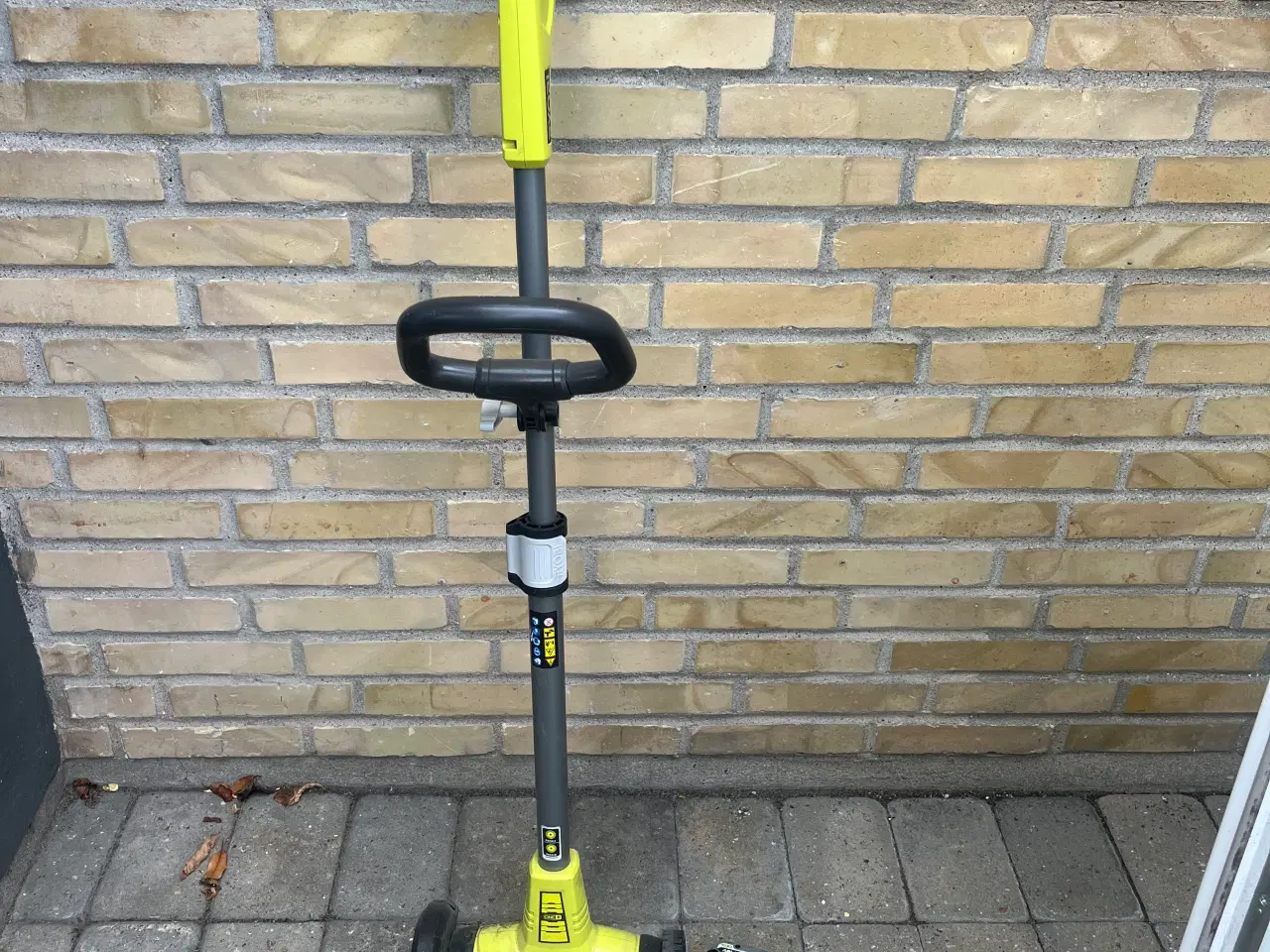 Billede 1 - Ryobi fliserenser m. 2 batterier og oplader