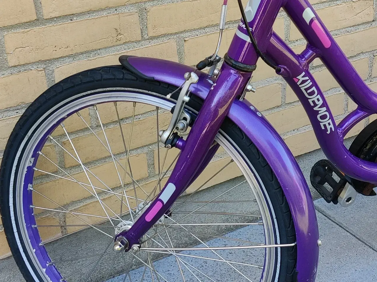 Billede 2 - Pigecykel, Kildemoes Bikerz Retro 20''