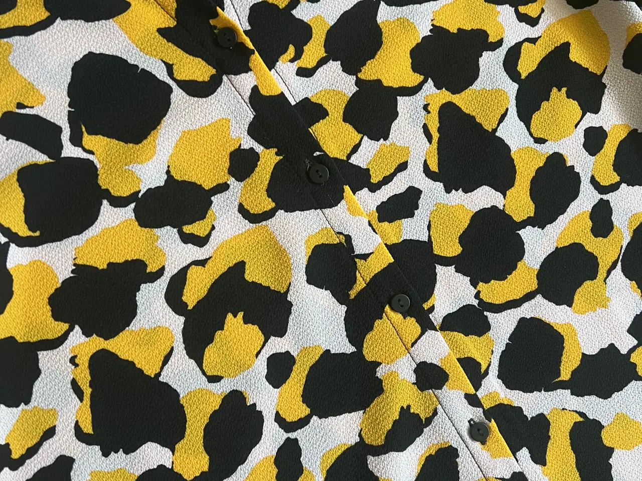 Billede 2 - Kjole i leopardprint