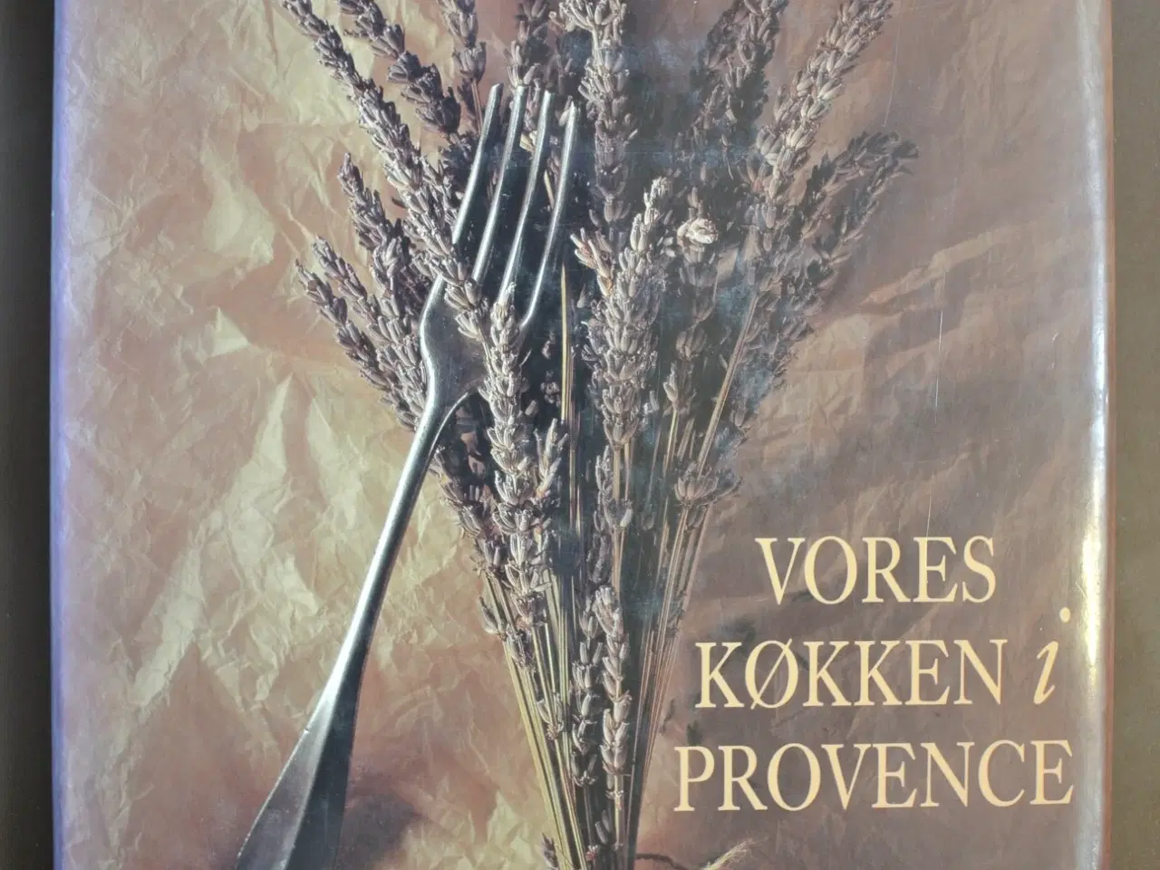 Billede 1 - vores køkken i provence af arne fusager og birthe 
