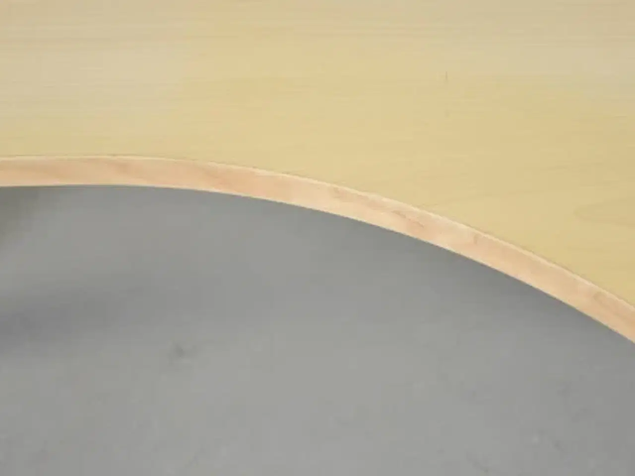 Billede 9 - Efg hæve-/sænkebord i ahorn med højresving, 160 cm.