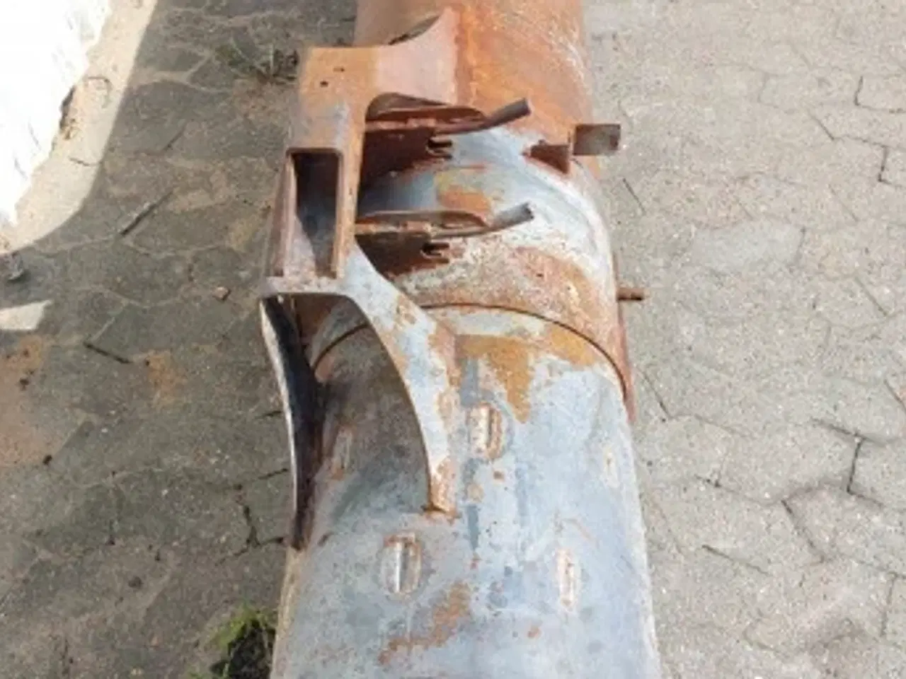 Billede 13 - New Holland CR10.90 Tømmerør halvt skåret 1650mm 48152178