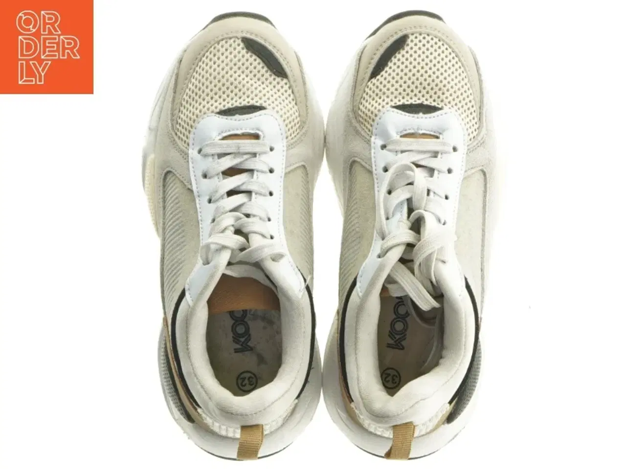Billede 4 - Hvide og beige sneakers fra Kool (str. 32 )