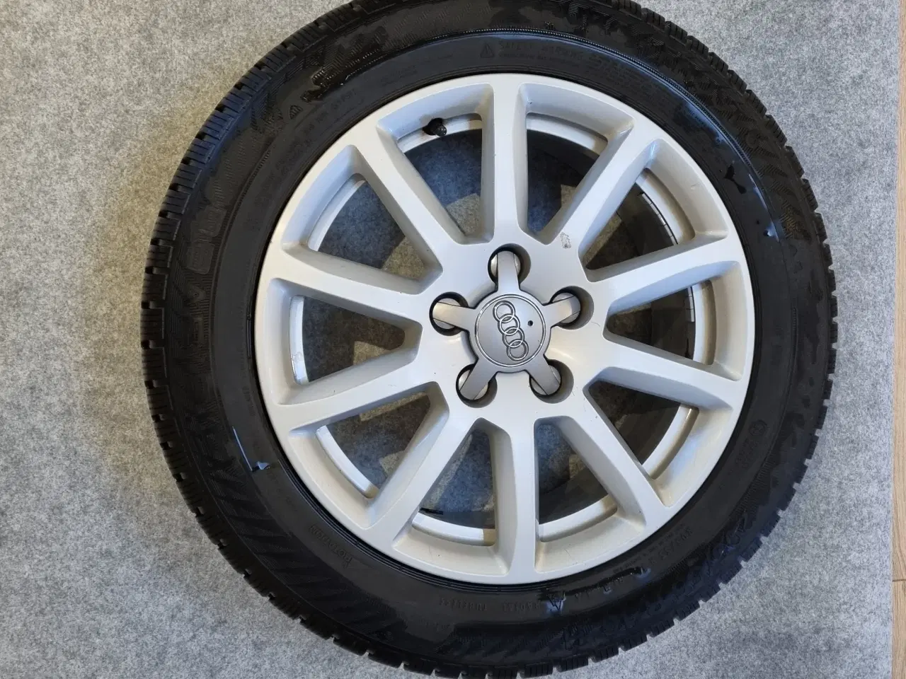 Billede 2 - Alufælge b8