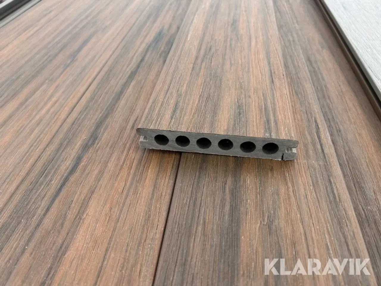 Billede 3 - Komposit terrassebrædder Kirkedal 6 meter 60styk i alt 360 meter