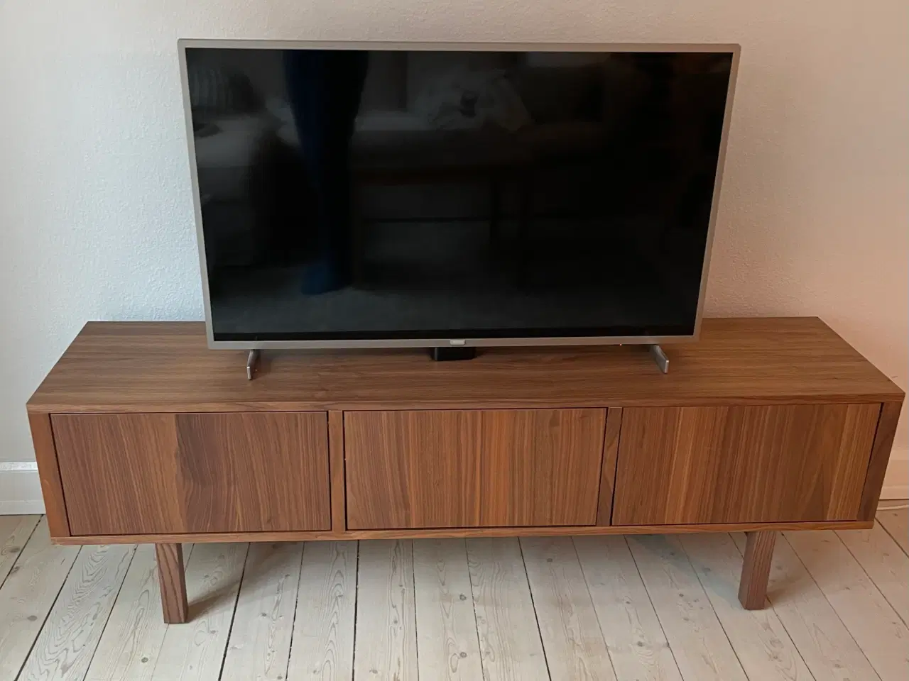 Billede 1 - TV bord, Stockholm IKEA